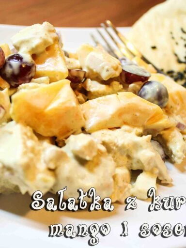 Sałatka z kurczakiem, mango i sosem curry