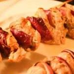 Focaccia z gruszką, serem pleśniowym i boczkiem